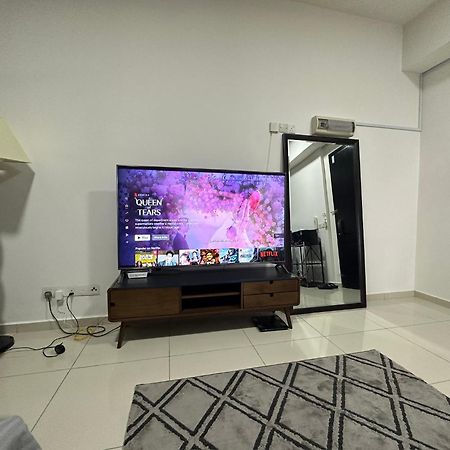 Kyra Homestay Centrus Soho Cyberjaya *Wifi And Pool* Εξωτερικό φωτογραφία